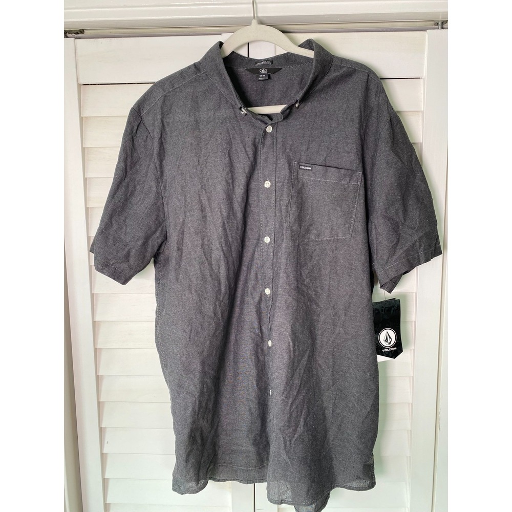 NWT Volcom Gray Short Sleeve Button Up Shirt Men's Size XXL Surf Summer Beach